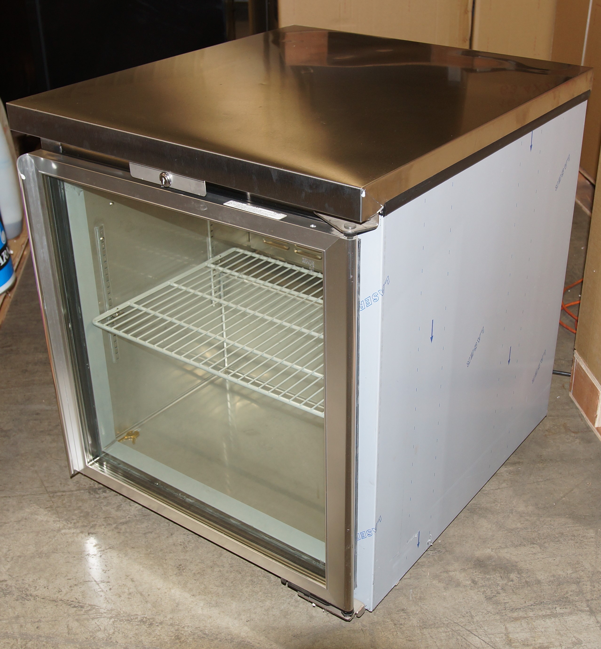 UR27AGLP01 Hoshizaki SteelHeart 27" W Undercounter Refrigerator w/ (1